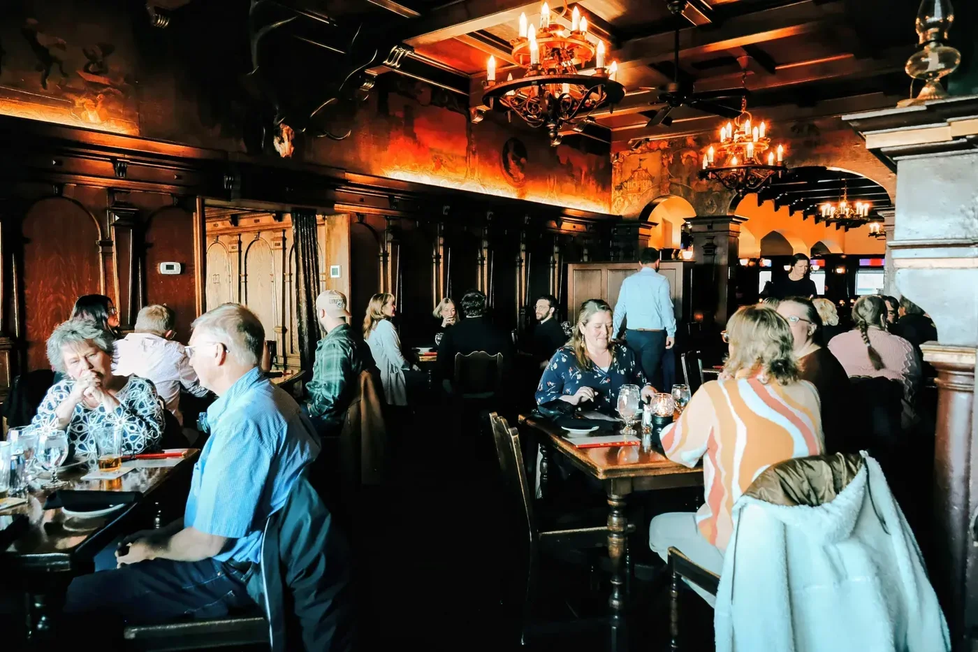 Pickwick Restaurant and Pub, business photo 2